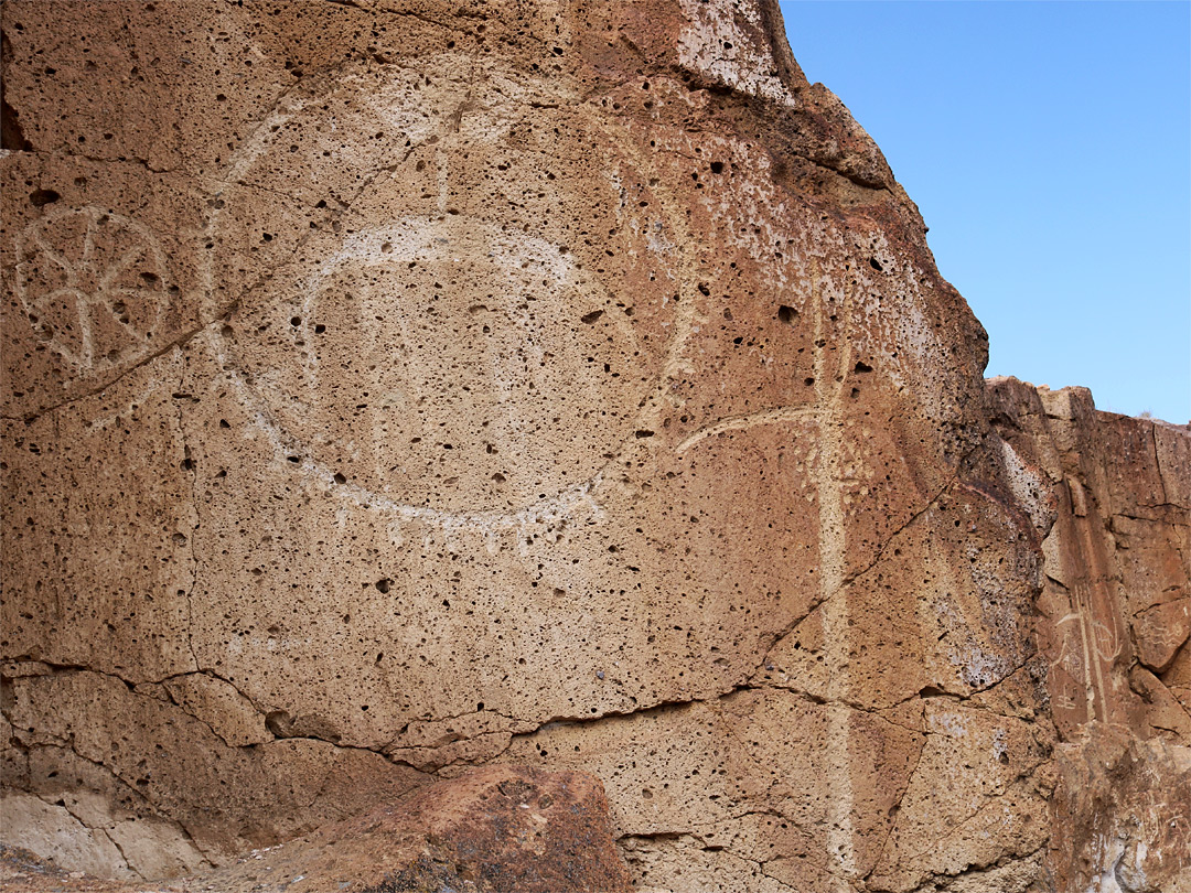 Circular petroglyphs