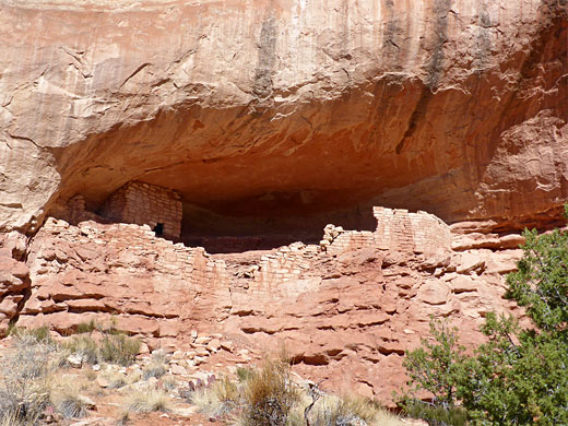 Ruin in an alcove