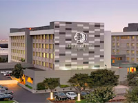 DoubleTree by Hilton San Francisco Airport South Blvd