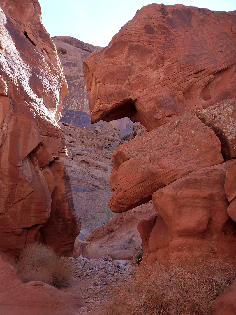 Gap between rocks