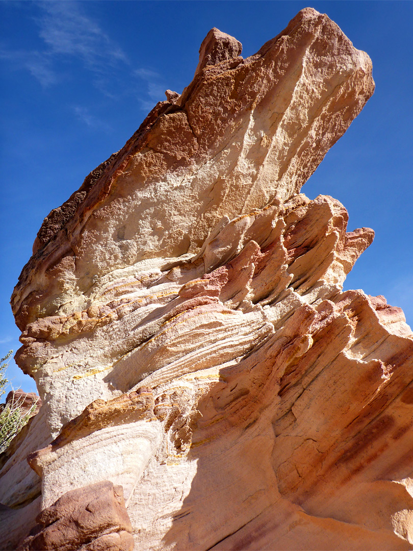 Jagged formation