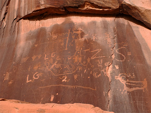 Intricate petroglyphs