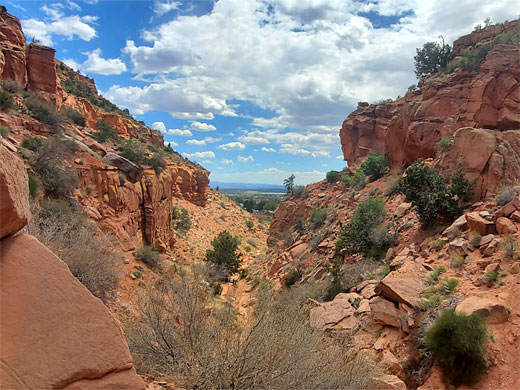 Boulders in the canyon