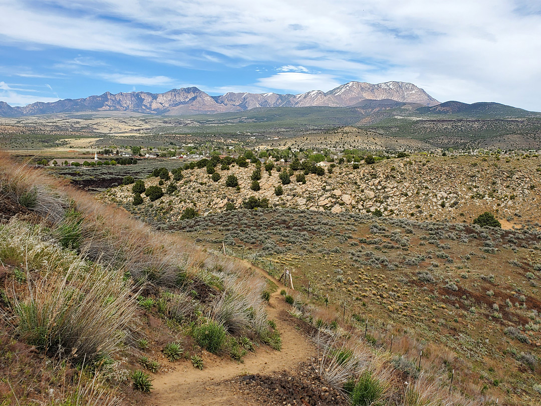 Pine Valley Mountains: Cinder Cone Trail, Snow Canyon State Park, Utah