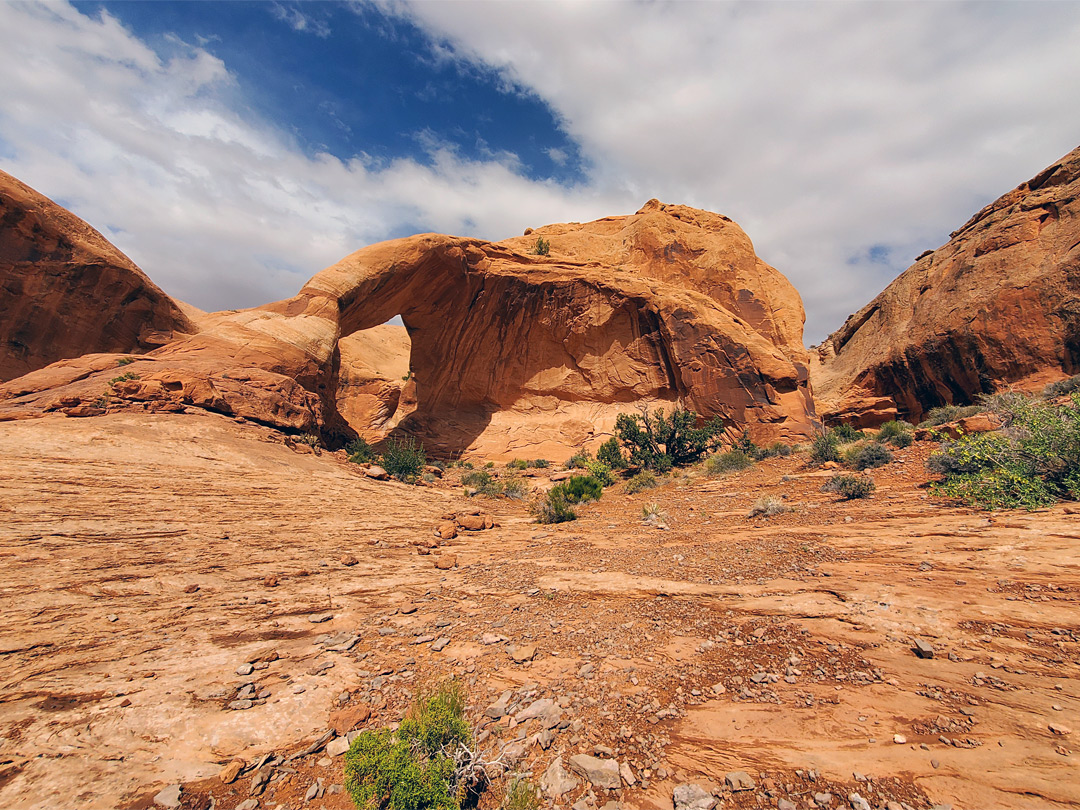 Slickrock below Funnel Arch