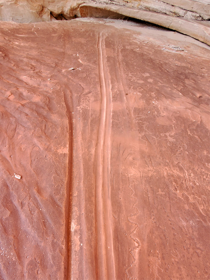 Grooves in the sandstone